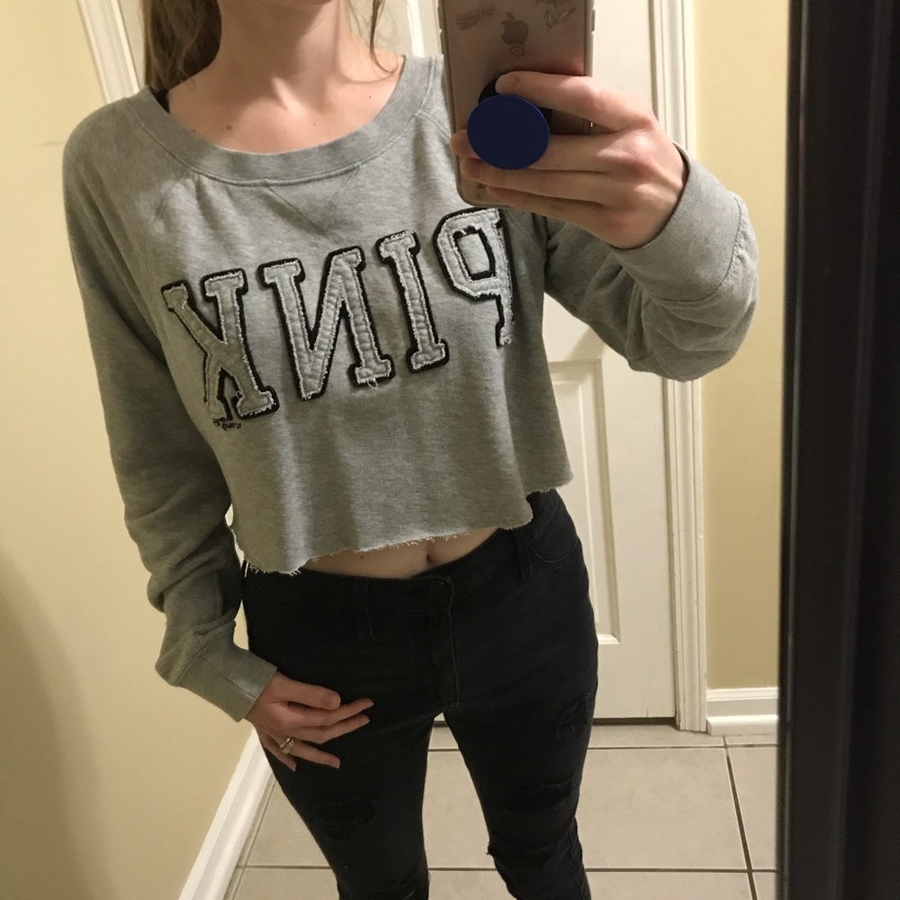 Gray cropped crew neck
